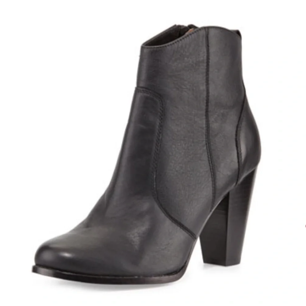 Joie Dalton Black Pebbled Leather Western Booties Black 38.5 US 8.5 Ankle Boots